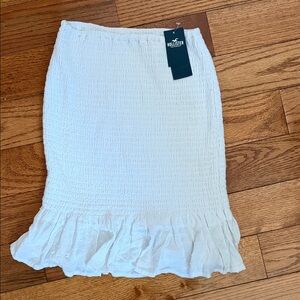 Hollister Cream Pencil Skirt with Ruffle Hem